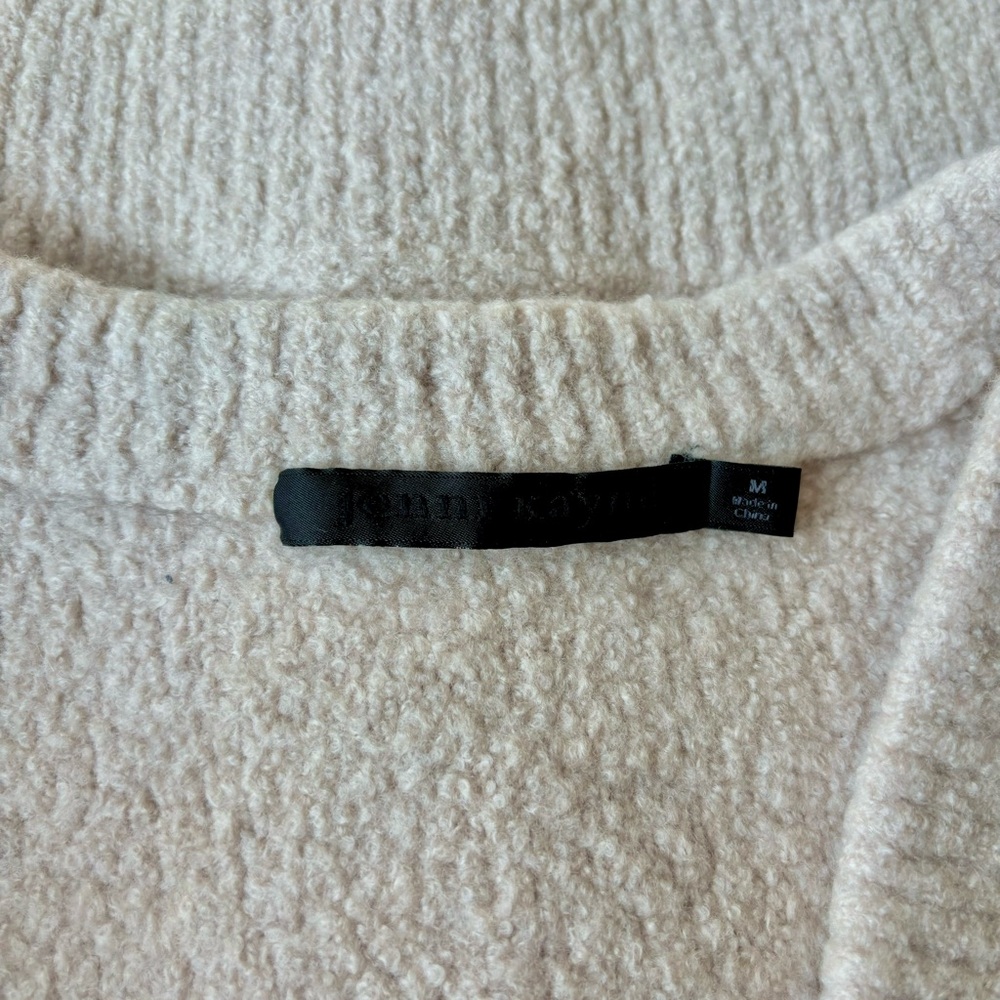 SOLD Kayne Boucle Boyfriend Cardigan Sweater Size Medium in Cream White Sand - Picture 5 of 8